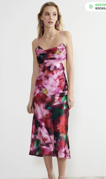 Elegantes Abendkleid aus rosa-mehrfarbigem Satin mit Blumenmuster von Trendyol Collection