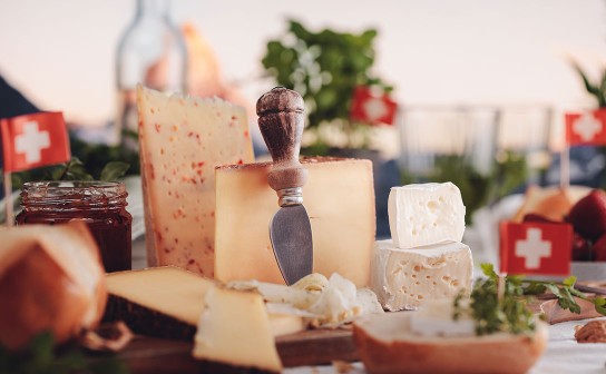 cheezy: eine von 5 Käseboxen zu gewinnen