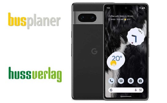 HUSS-VERLAG: ein Google Pixel 7, ein gefüllter Werkzeugwagen und 3 HUSS-Shop-Pakete