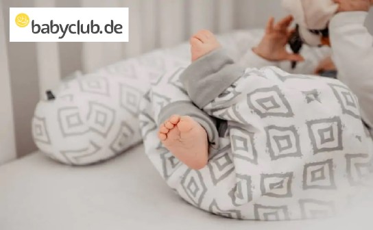 babyclub: verlost werden 3 Baby-Schlafsäcke mit Füßen