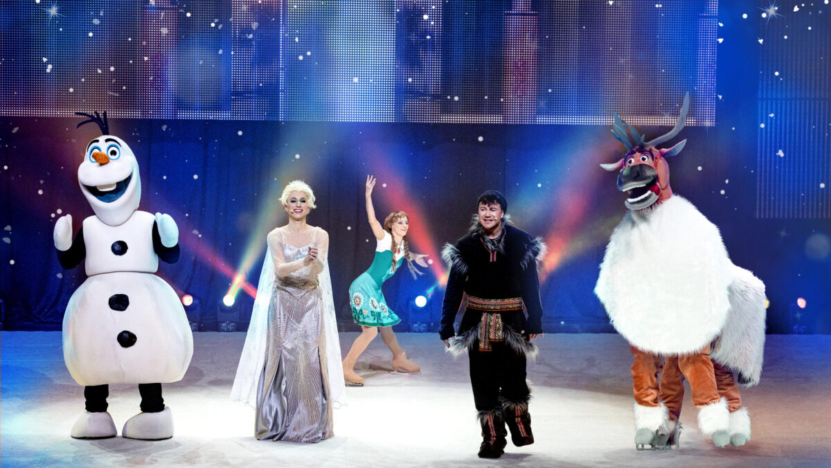 mainpost - 5 x 2 Tickets für die Musik Show auf Eis „Eiskönigin 1 & 2“ am 16.01.2026 um 19 Uhr in Würzburg.