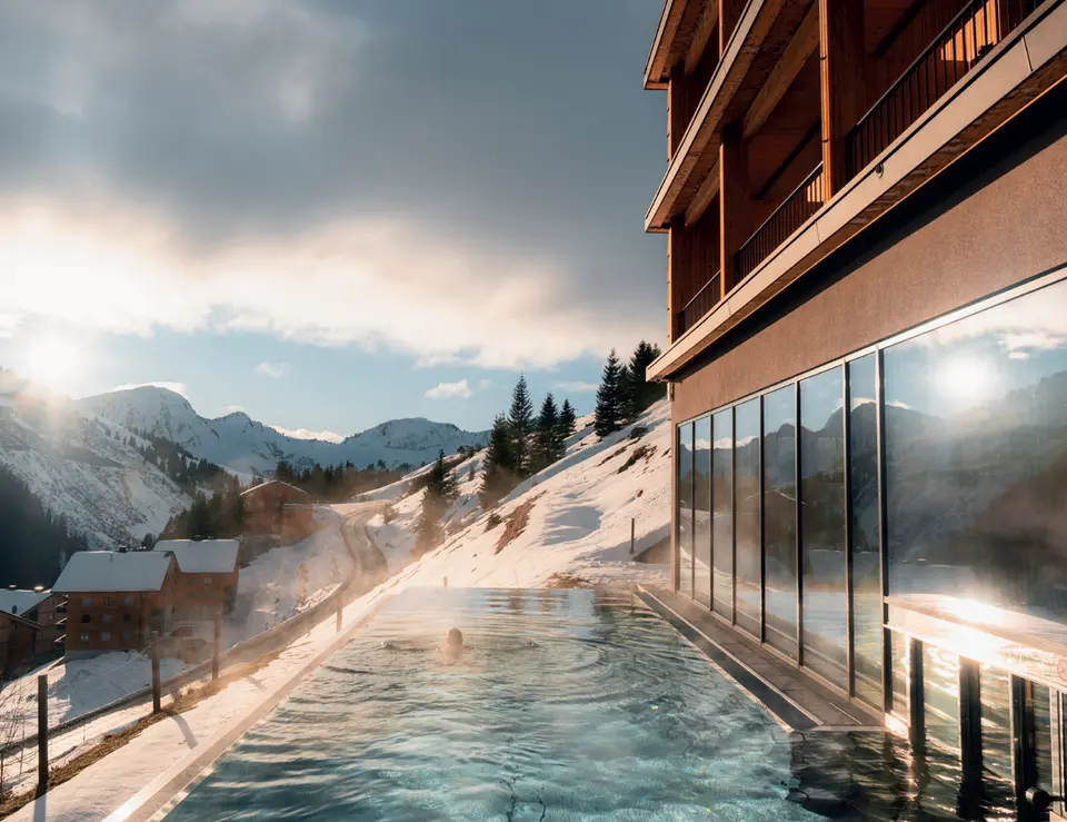 morefamily - 3 Übernachtungen für zwei Erwachsene und zwei Kinder im Hotel Alpenstern /Vorarlberg