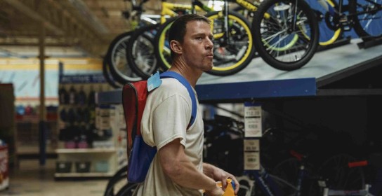 oeticket - DER HOCHSTAPLER – ROOFMAN Fanpaket mit Boxershort und Sonnenbrille