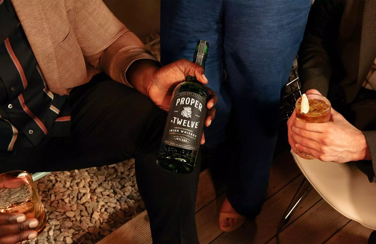 Sports Illustrated - 5 x 1 Paket mit je zwei Flaschen Proper No. Twelve