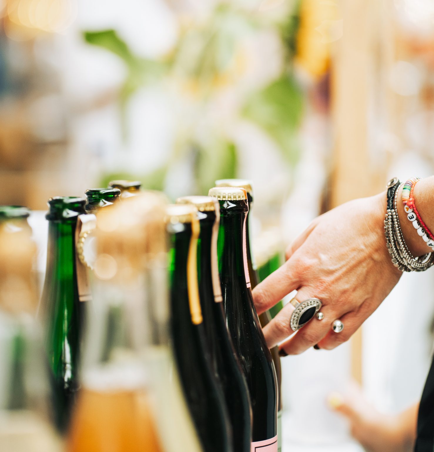 InMünchen - 3 Dry January Probierpakete – jeweils 3 Flaschen alkoholfreier Getränke – des Freyheit Pop-Ups in der Holzstraße 26/ MünchenTermine: 2.–3.1. · 9.–10.1. · 12.–13.1.Öffnungszeiten: 10–20 Uhr