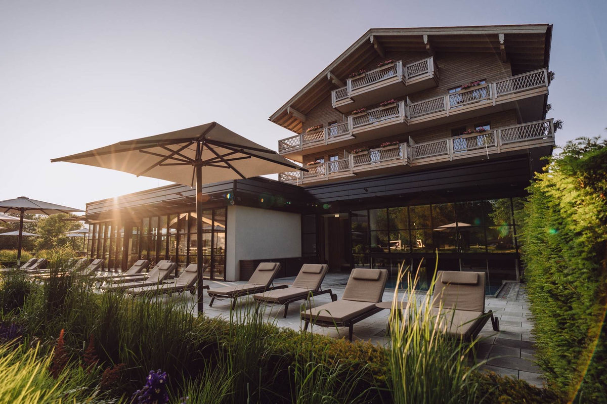 Kloster Kitchen - 2x Übernachtungen inkl. Frühstück in einer Junior Suite für 2 Personen im 5-STERNE PARKHOTEL EGERNER HÖFE/Rottach-Egern