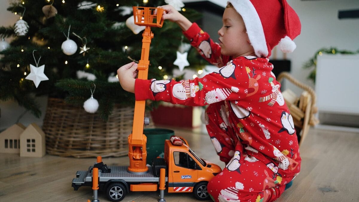 München mit Kind - MB Sprinter Arbeitsbühnen von BRUDER