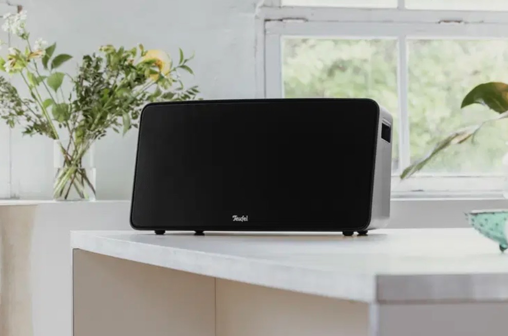 Playboy - 1 portablen WLAN-Speaker MOTIV XL von Teufel