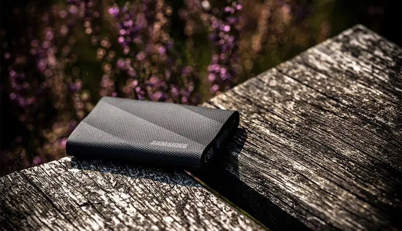 Playboy - eine von vier portable SSDs T9 (1 TB) von Samsung