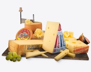 Schweizer Käse - Paket mit einer Auswahl von ca. 2 kg Schweizer Käse – inkl. Girolle® für die Tête de Moine AOP Käseblumen