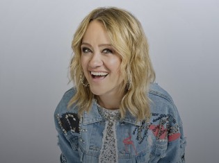 BREMER Blatt Verlag -  2 x2 Tickets für Lisa Feller „Schön für dich“, 24. Mai um 20 Uhr im Hamme Forum Breme