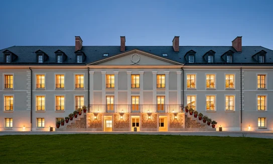 Brautmedia - einen Aufenthalt im Hotel Dolce by Wyndham Versailles im Wert von 3.000 €