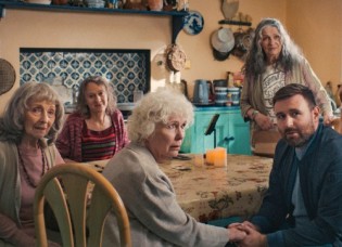 choices - je 1x2 Karten zum Filmstart von „ Vier Mütter für Edward“ im Weisshaus Kino Köln