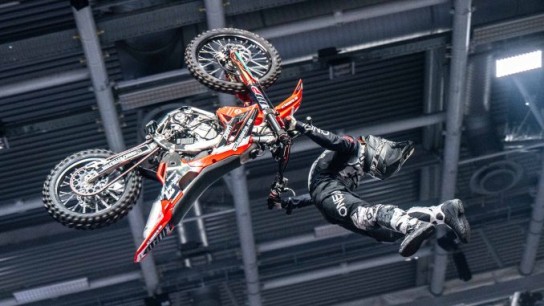 dawo Dresden - 2×2 Tickets für die Show „NIGHT of the JUMPs“ im Rudolf-Harbig-Stadion am 14. Juni