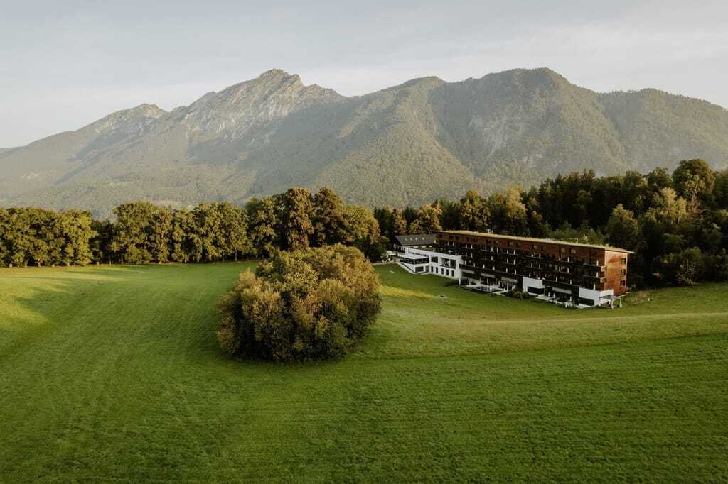 Freizeit Verlag - Gutschein für 2 Übernachtungen im Klosterhof – Alpine Hideaway & Spa für 2 Personen 83457 Bayerisch Gmain