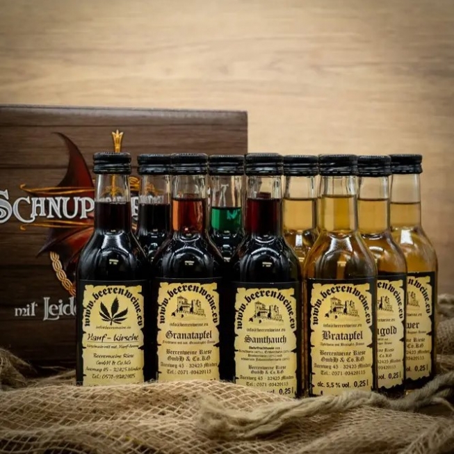 LARPzeit - fünf Schnupperpaket mit jeweils 12 x 0,25 Litern Wein und Met Beerenweine
