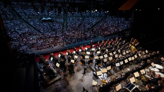 Rundfunk Berlin-Brandenburg (rbb) - Tickets für zwei Personen für die Berliner Philharmoniker in der Waldbühne am 27.06.2025