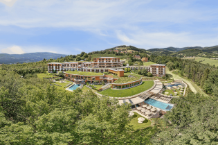 taco media - 1 Übernachtung mit 100% Bio-Genuss für zwei im RETTER Bio-Natur-Resort 4*Superior in der Steiermark