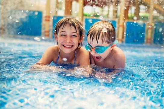 couchstyle - 1 Familien-Aufenthalt in den Kinderhotels Europa