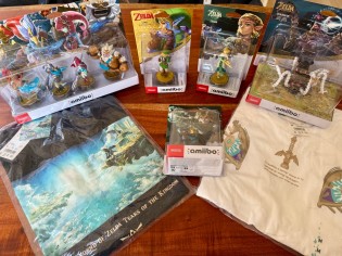 gamezgeneration - „Legend of Zelda“ 2 Fanpakete mit Figuren und T-Shirt