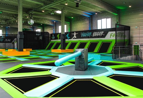 Kimapa - 4 x 1 Familienticket für 4 Personen für den BIG Jump Entertainment Park / Augs