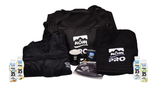 SPORTaktiv - 1 x 1 prallgefüllte NÖM PRO Under Armour Sporttasche inkl. NÖM PRO Proteindrinks
