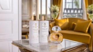 YBPN - 4 x Körperpflege-Set Quelques Fleurs L’Original Shower Gel und die Mon Boudoir Body Lotion von Houbigant Paris.