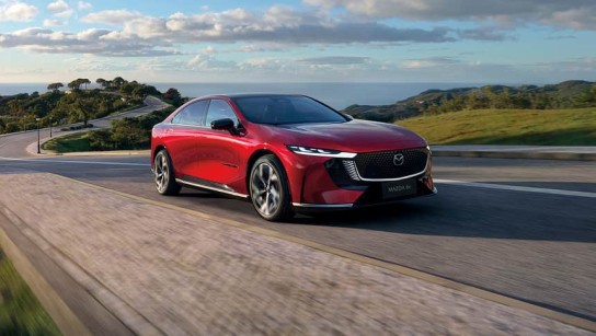 Auto Motor und Sport - Mazda 6e, vier Halbtages-Events am 18. und 19. Oktober 2025 und das Fahrzeug selbst auf der Teststrecke fahren. Prüfzentrum Boxberg