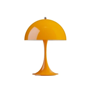 Connox - die Panthella 250 Portable V3 in der Farbe Opak-Orange