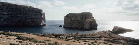 FALKE - Traumreise nach Malta im Wert von 2.000 Euro und ein Trekking-Outfit von FALKE