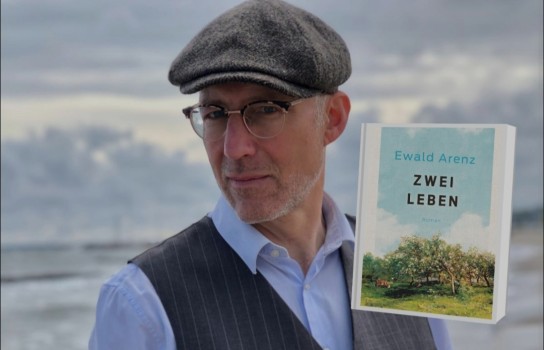 kielerleben.de - 2 x 2 Karten für den Literaturabend mit Bestsellerautor Ewald Arenz und seinem aktuellen Roman „Zwei Leben“ und weiteren Werken in Kiel