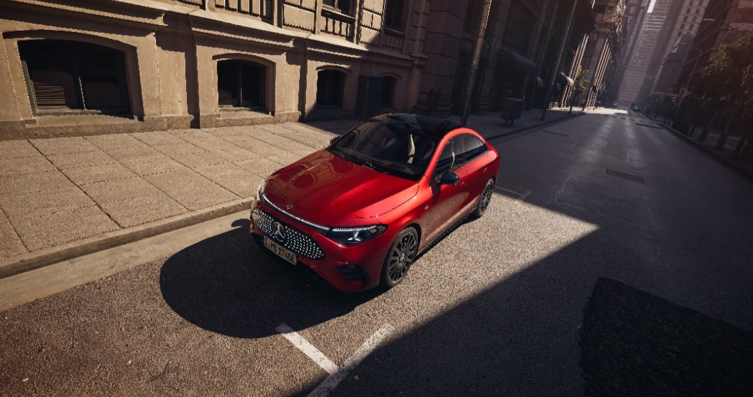 Mercedes-Benz - Brandneuen Mercedes CLA für 3 Monate fahren