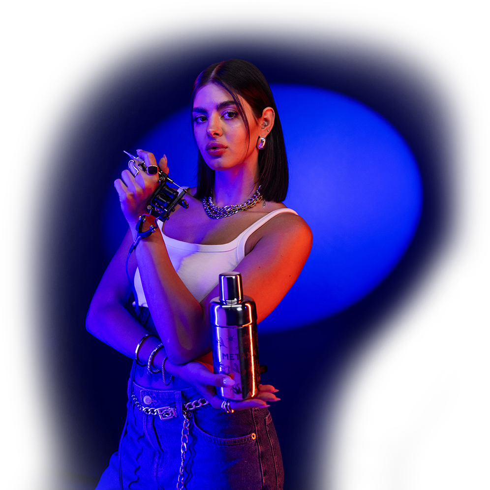 Rémy Cointreau - 12x Paket METAXA-Shaker, eine Flasche METAXA 12 Stars und einen Bogen mit temporären Tattoos