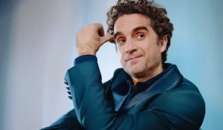 abseits - 2 x 2 Tickets für Leseshow „Besser wird’s nicht“ mit Oliver Wnukin 68161 Mannheim am 4. Februar 2026