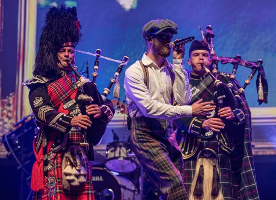 Wochenspiegel - 10x2 Tickets für die Veranstaltung Highland Saga am 25.04. um 19.30 Uhr, in der Europahalle Trier