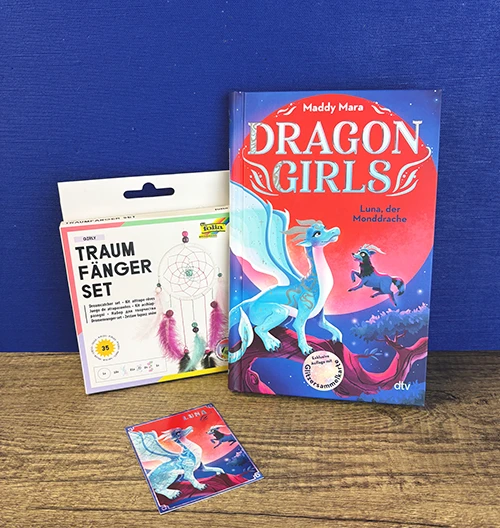 dtv - ein Traumfänger-Bastelset und den neuen Band ›Luna, der Monddrache‹ inkl. Glitzersammelkarte und 5 Exemplare des neuen Bandes inkl. Glitzersammelkarte