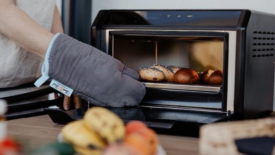 Extra ORF - Resch&Frisch Backofen samt köstlichem Gebäck für ein ganzes Jahr plus einen 100 €-Wertgutschein