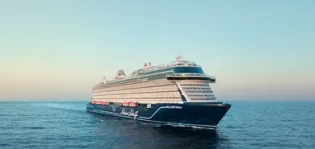 Kreuzfahrtberater - 4-tägige Kurzreise an Bord der wunderschönen Mein Schiff Relax für 2 Personen vom 10. bis 14.06.2026. Die Hin- und Rückreise ist bereits inkludiert