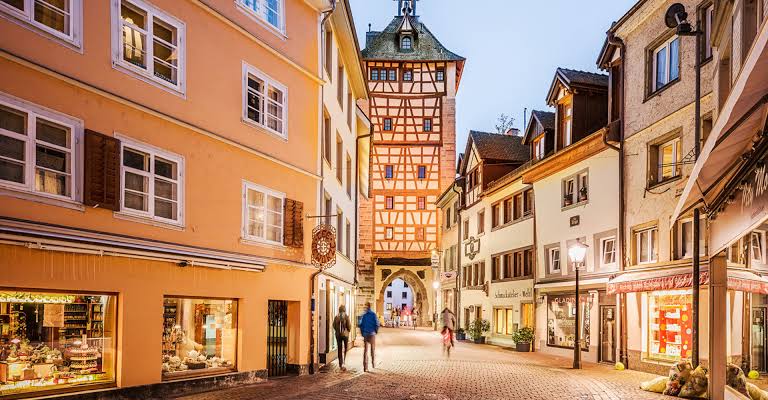 onest. - 1x Reise nach Konstanz, inkl. Unterbringung & Abendessen mit den beiden Gründern,onest. Probierpaket