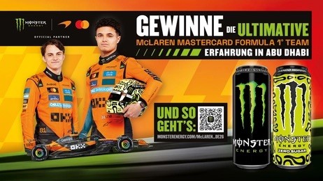 Reise für 2 Pers. (6 ÜN/DZ) nach Abu Dhabi zwischen 01.12.-07.12.2026 im 3-Sterne-Hotel, Treffen und Begrüßung mit dem Monster Energy x McLaren Mastercard F1 Team®; 1 Paket mit Merchandising-Artikeln von Monster Energy x McLaren Mastercard F1 Team