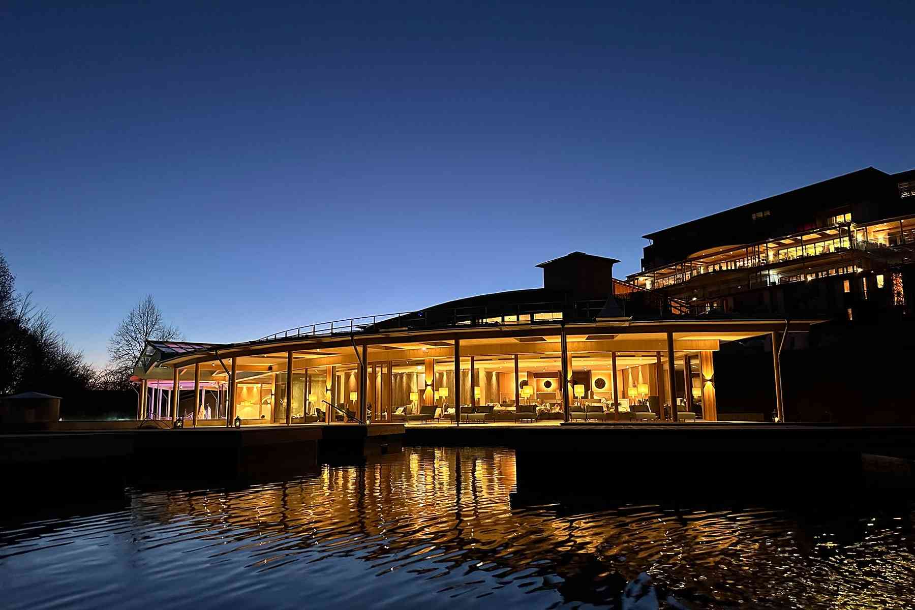 Retter Hotel - Eine Übernachtung für 2 Personen inklusive Bio-Vital-Frühstücksbuffet im Wald-Wiesenzimmer in Österreich