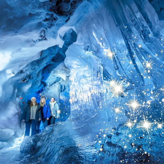 Tirolerin - ein Wochenende für 2 Personen inkl. Übernachtung in Tux und Eintritt in den Natureispalast