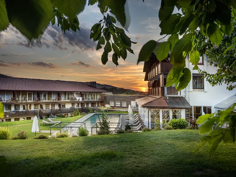 zuhause3 - 3 Übernachtungen für 2 Personen (Doppelzimmer mit Halbpension) im 4-Sterne Superior Hotel Lindenwirt , Bayerischer Wald