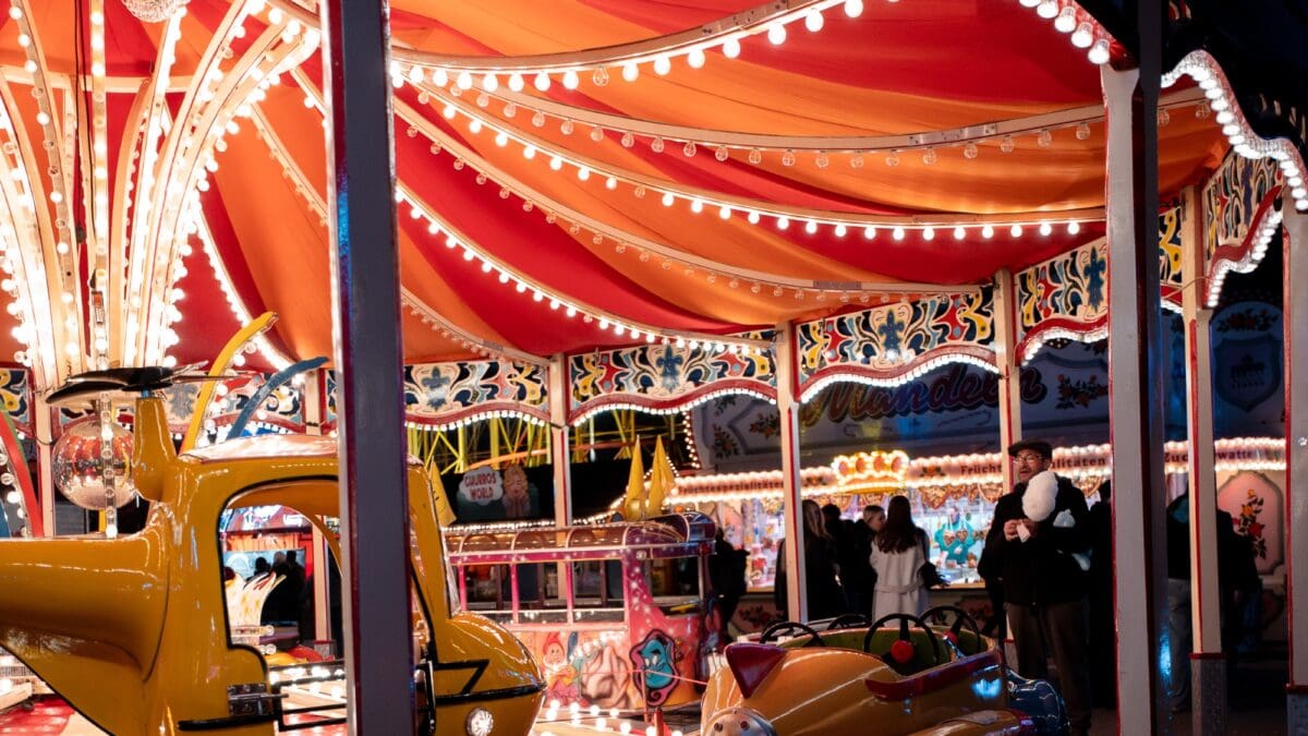 Berlin mit Kind - 3 x ein Gewinnpaket für das Berliner Frühlingsfestmit Freifahrten