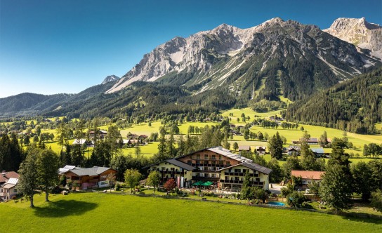 IQ TOURISM - ein Wochenende in der Steiermark für 2 Personen inklusive Hund im Alfrieden - Hotel & Romantikchalet