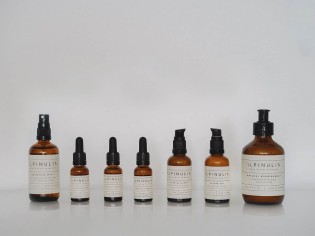 The Fast and the Luxurious - ALPINULIN-Set mit den Produkten GLACIAL GLOW, MIDNIGHT MOISTURE und NATURAL NOURISHMENT