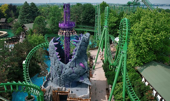 Popp Feinkost - 2 x 1 Übernachtungspaket für bis zu 4 Personen im Gardaland Adventure Hotel, inklusive Frühstück, 2x Parkeintritt und freies Parken