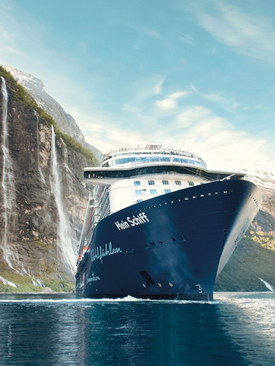Badischer Winzerkeller - mit GOSCH Sylt und Mein Schiff eine 7-Nächte-Kreuzfahrt für 2 Personen durch die Fjorde Norwegens – an Bord der Mein Schiff ! Mit dabei: ein GOSCH-Restaurant mit Spezialitäten nach Sylter Art.