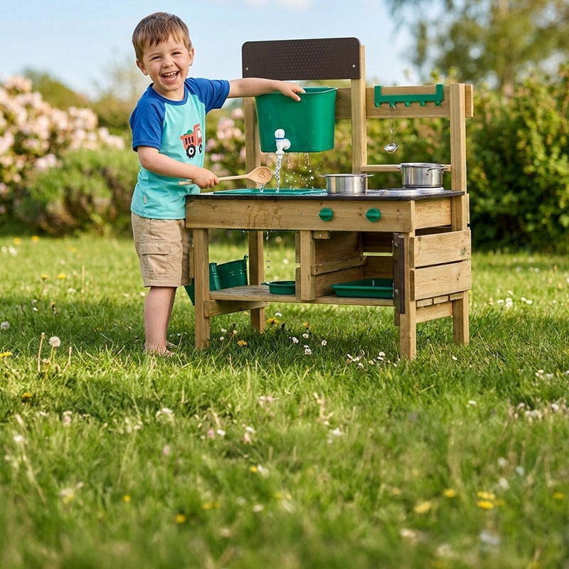 greenstories - 1 x Matsch- und Spielküche von Hape mit Wassertank, Spülbecken und viel Zubehör, Sandspielzeug und Wasserbomben