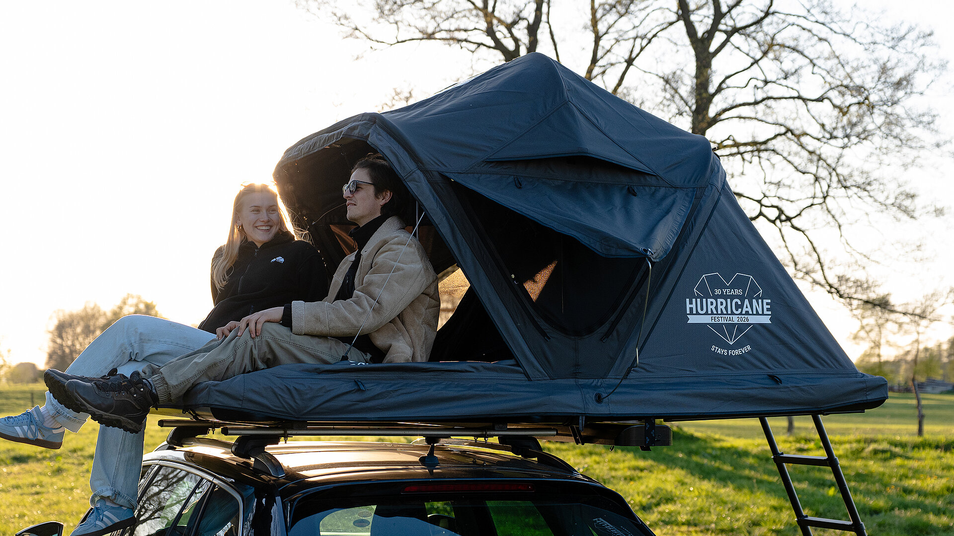 Hurricane Festival - das exklusive Roof Space 2 Dachzelt in der limitierten 30-Jahre-Hurricane Edition inklusive 2 x Hurricane Festivalpass 2026 + Camping und Trailer Park im Zeitraum vom 19.06. bis 21.06.2026